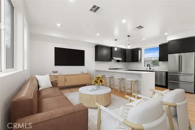 11410 W Calvert Street, North Hollywood, CA 91606 - #1