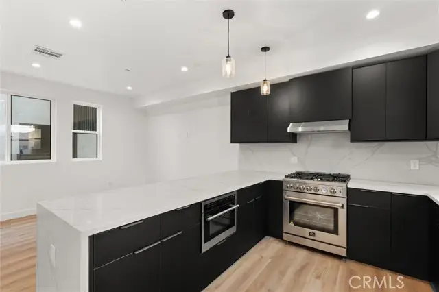 11410 W Calvert Street, North Hollywood, CA 91606 - #3