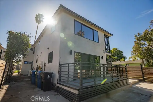 528 Westminster Avenue, Venice, CA 90291 - Image #2