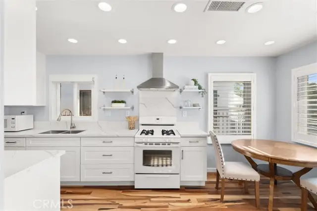 8911 Cattaraugus Avenue, Los Angeles, CA 90034 - #2