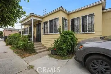6828 S San Pedro, Los Angeles, CA 90003