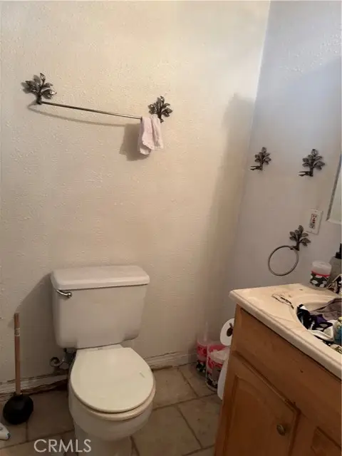 329 E 109th, Los Angeles, CA 90061 - Image #2