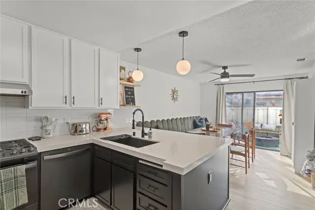 10139 Arleta Ave #2, Pacoima, CA 91331 - Image #2