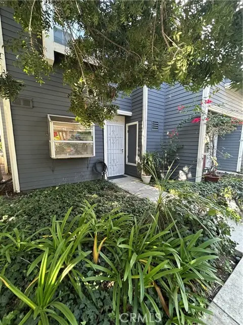 25579 Pine Creek Lane, Wilmington (los Angeles), CA 90744