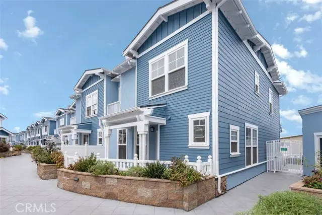 213 Aviation Place, Manhattan Beach, CA 90266 - #1