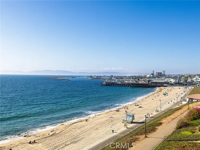 531 Esplanade #313, Redondo Beach, CA 90277 - Image #2
