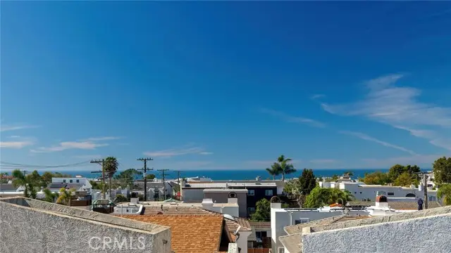 647 2nd, Hermosa Beach, CA 90254 - #3