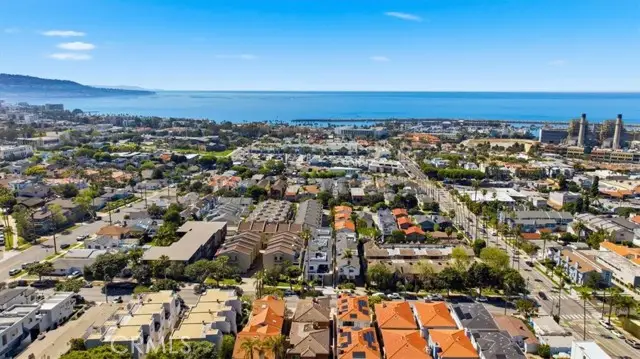 617 N Irena Avenue #A, Redondo Beach, CA 90277 - #3