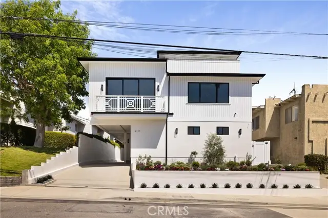 2111 Clark #A, Redondo Beach, CA 90278 - #2