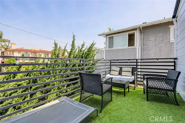 944 15th Place, Hermosa Beach, CA 90254 - #2