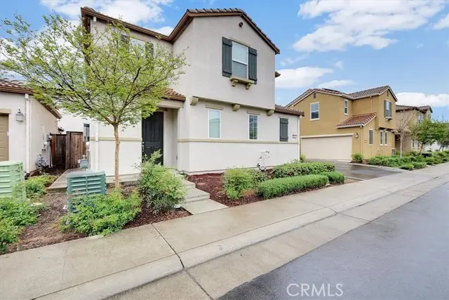 9925 Del Surf Ln, Elk Grove, CA 95757 - #2
