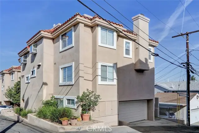 318 Penn #2, El Segundo, CA 90245 - #2