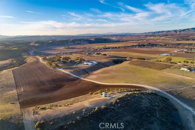 7201 Airport Road, Paso Robles, CA 93446 - #1