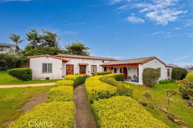 685 Kings Ave, Morro Bay, CA 93442 - Image #2