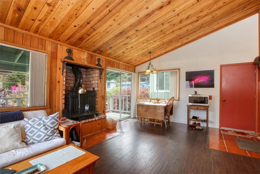 910 Sheffield Street, Cambria, CA 93428 - Image #3