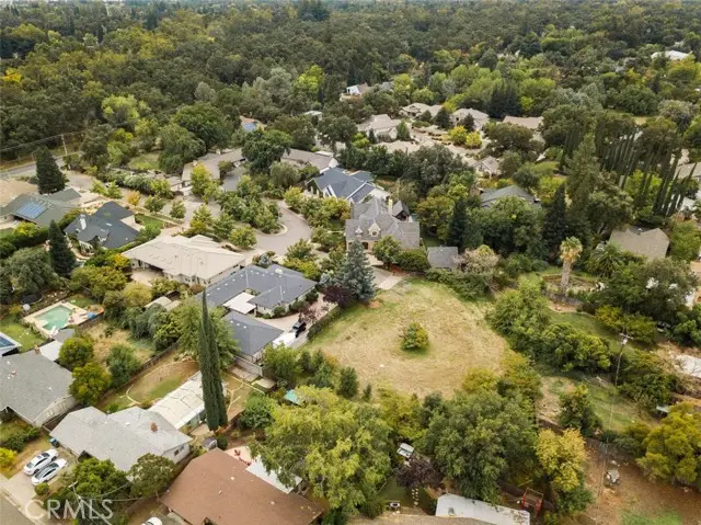 656 Jardin Way, Chico, CA 95926 - Image #2