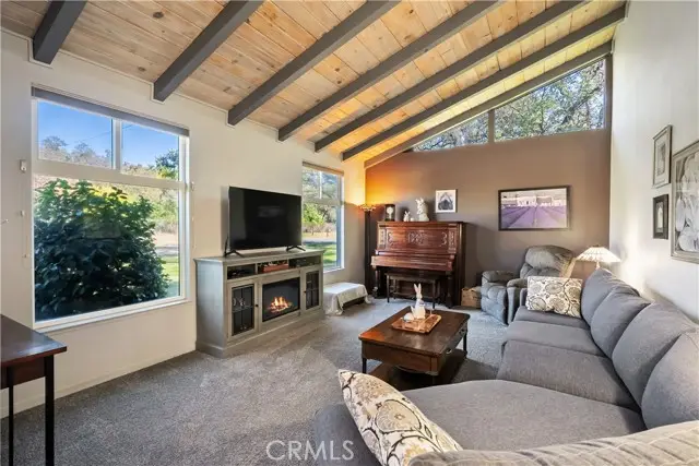 4375 Via Ventura, Red Bluff, CA 96080 - Image #2