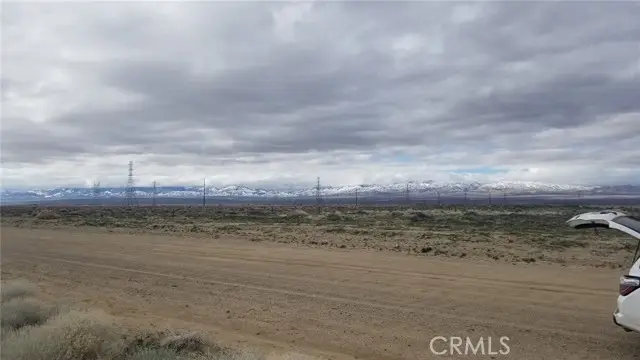 0 0avenue B2/112 St W, Lancaster, CA 93536 - #3