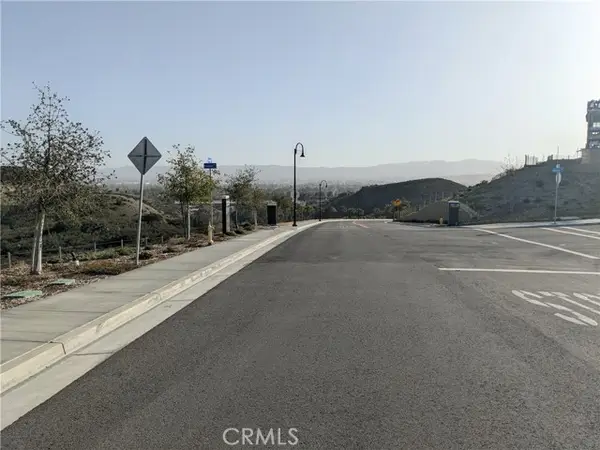 61 Coya Trail, Chatsworth (los Angeles), CA 91311