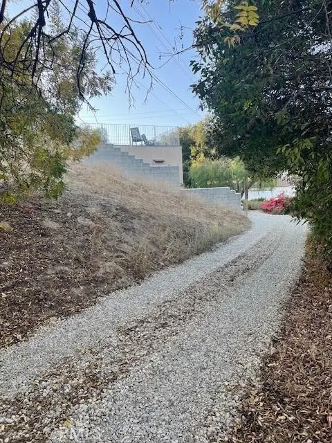 4742 Bedel Street, Woodland Hills (los Angeles), CA 91364