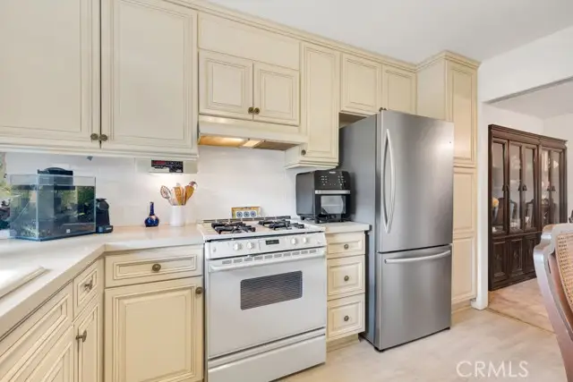 31570 Agoura Road #5, Westlake Village, CA 91361 - Image #2