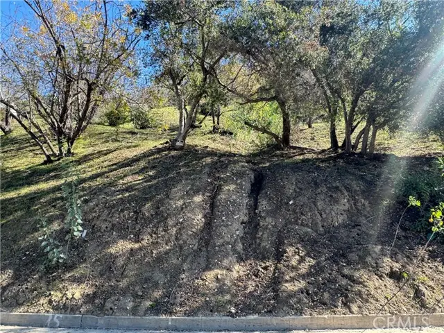 3724 N Knobhill Drive, Sherman Oaks, CA 91423 - Image #2