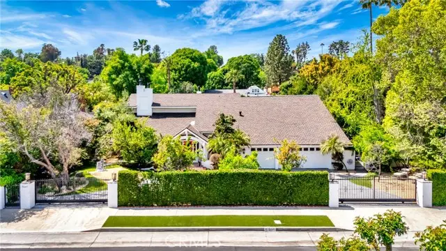 5441 Calvin Avenue, Tarzana, CA 91356 - Image #1