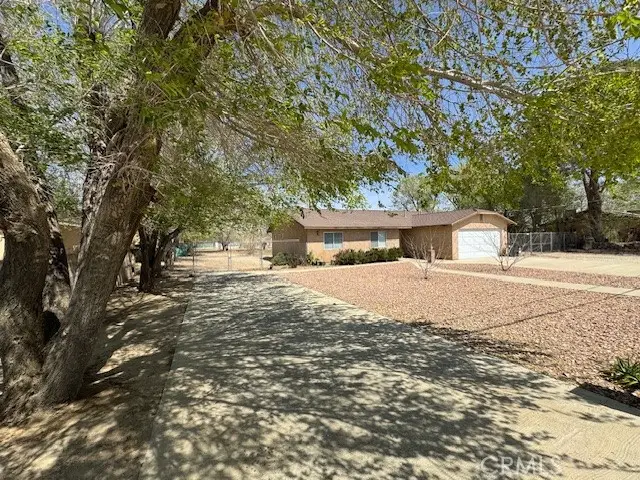 10117 E Avenue S2, Sun Village, CA 93543 - Image #2