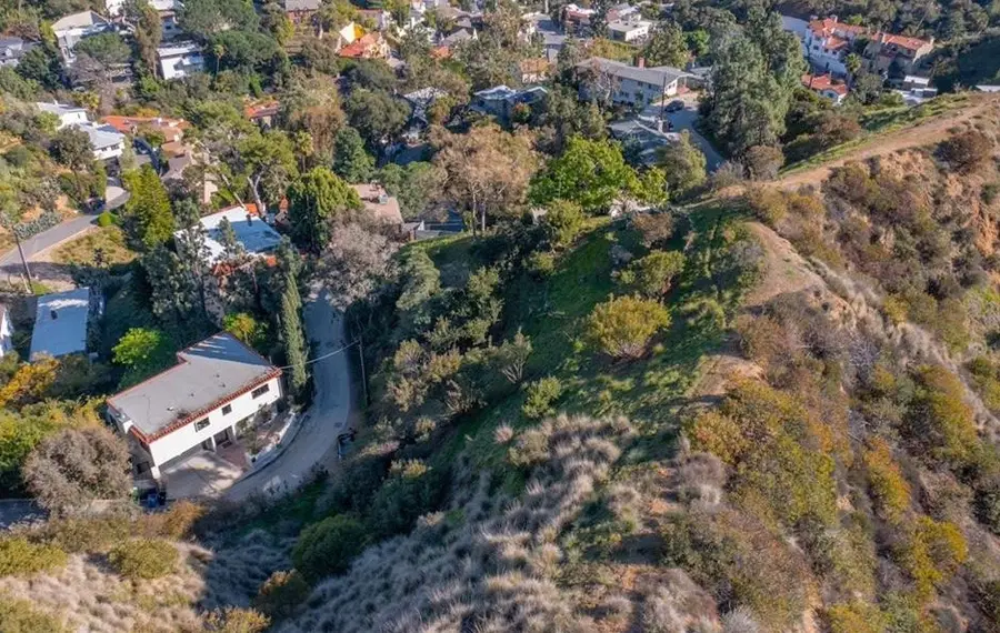 2949 N Durand Drive, Los Angeles, CA 90068 - Image #3