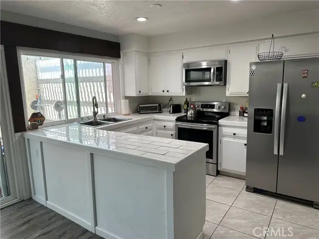 25260 Avenida Dorena, Santa Clarita, CA 91321 - Image #3