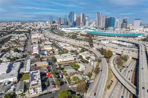 907 W 17th Street, Los Angeles, CA 90015