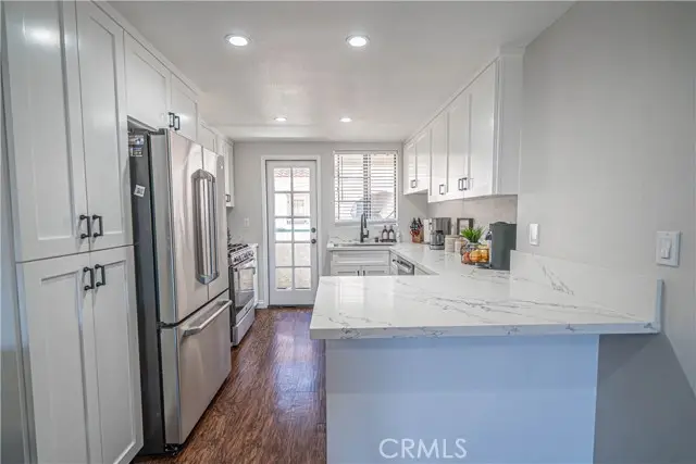 18111 Erik Court #445, Santa Clarita, CA 91387 - Image #3