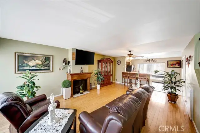 7226 Jordan Avenue #6, Canoga Park, CA 91303 - #1