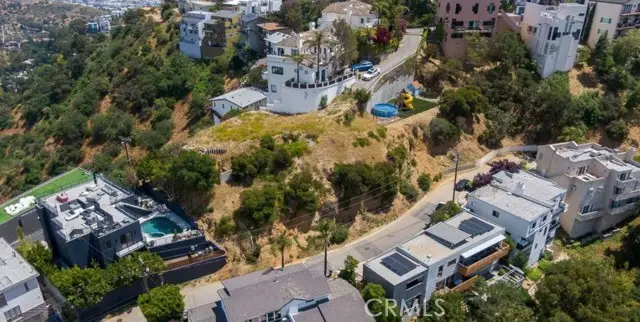 2152 Groveland Drive, Los Angeles, CA 90046 - #3