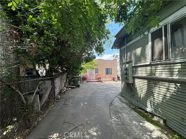 1026 E 23rd Street, Los Angeles, CA 90011 - Image #2