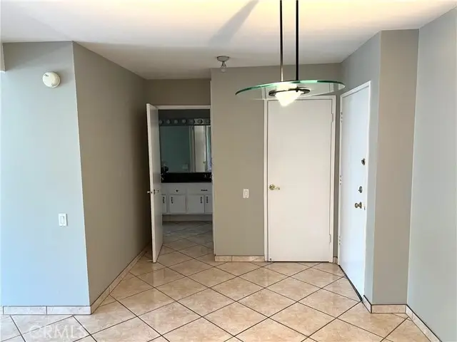 5460 White Oak Avenue #G210, Encino, CA 91316 - Image #3