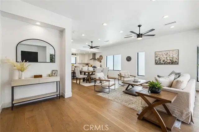 6521 Homewood Avenue, Los Angeles, CA 90028 - Image #2