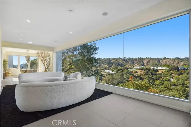 9716 Oak Pass Road, Beverly Hills, CA 90210 - Image #2