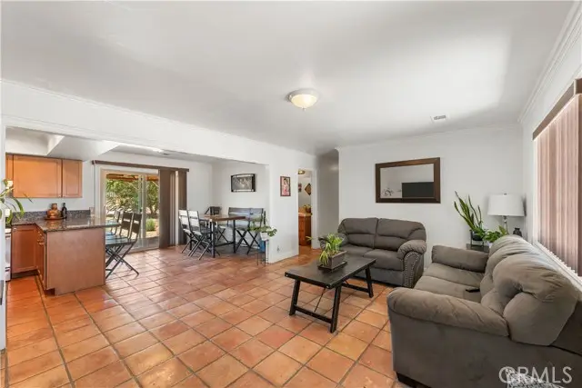11138 E Avenue R2, Sun Village, CA 93543 - Image #2