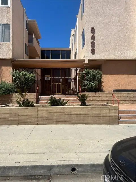 5429 Newcastle Avenue #206, Encino, CA 91316 - Image #1