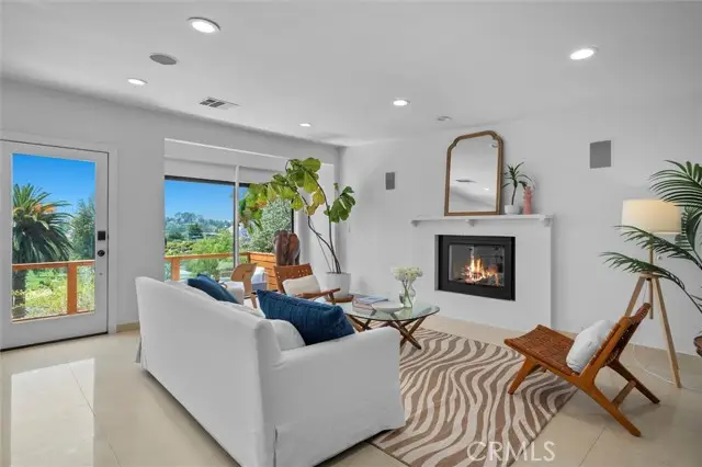 4698 Morro Drive, Woodland Hills, CA 91364 - #1