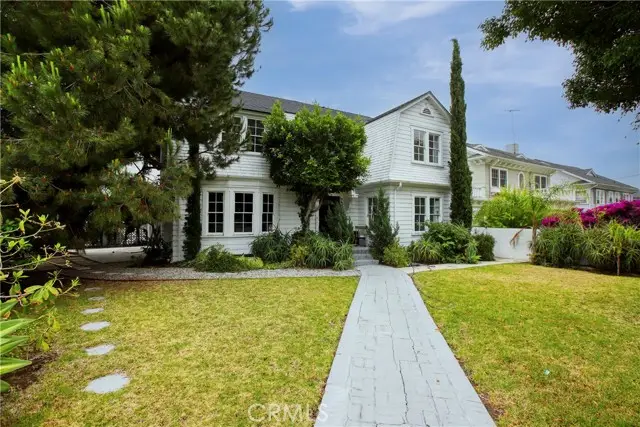 738 S Norton Avenue, Los Angeles, CA 90005 - Image #2