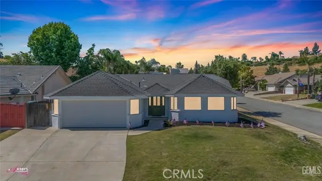 5801 Cedar Falls Drive, Bakersfield, CA 93306 - #1