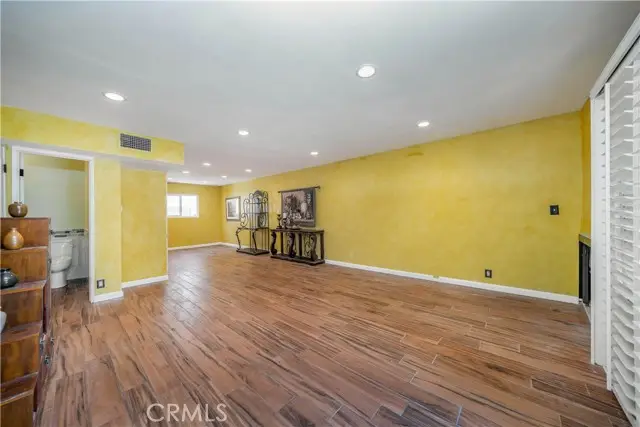 14947 Dickens Street #3, Sherman Oaks, CA 91403 - Image #2