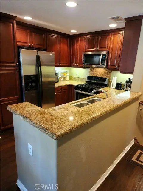 19512 Laroda Lane, Santa Clarita, CA 91350 - Image #3