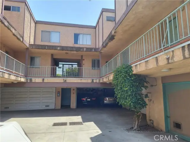 15527 Parthenia Street #18, North Hills, CA 91343 - Image #2