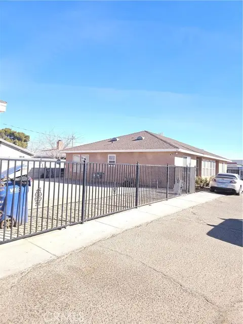 45019 Division Street, Lancaster, CA 93535 - Image #3