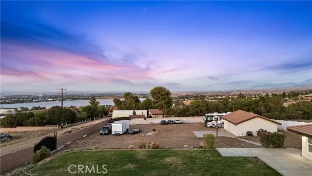 354 Westlake Drive, Palmdale, CA 93551 - Image #2