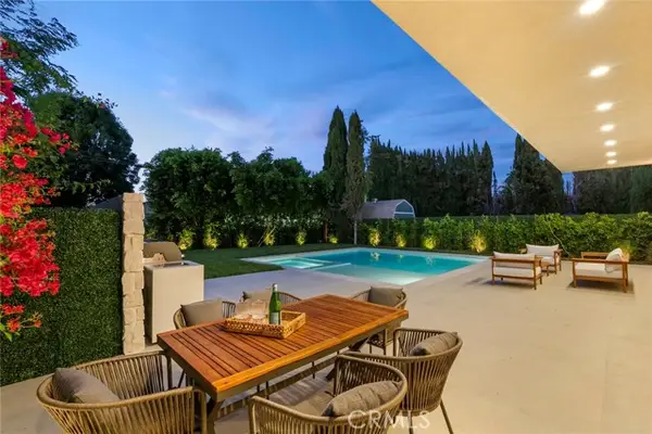 17827 Miranda Street, Encino (los Angeles), CA 91316