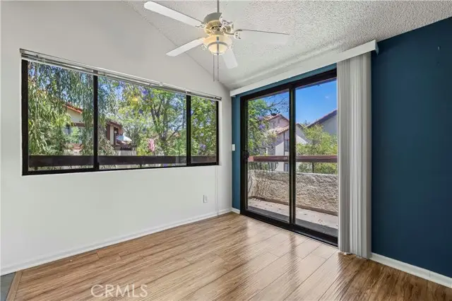 18165 Sundowner Way #914, Santa Clarita, CA 91387 - Image #2